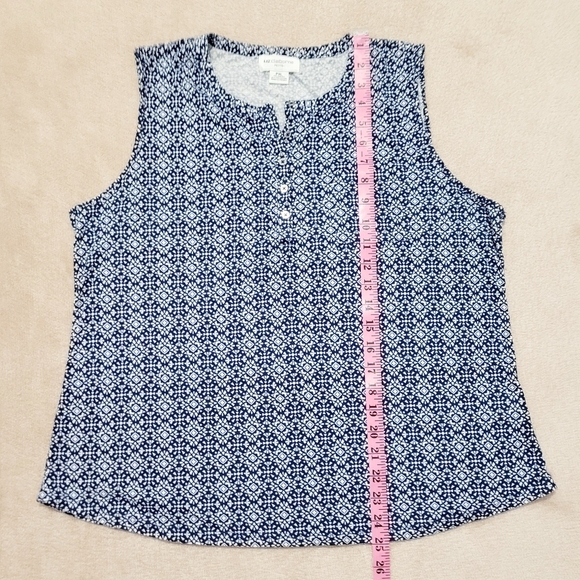 Liz Claiborne Sleeveless Tank Top Shirt Woman's Size PXL Flowey & Lightweight - Picture 7 of 10